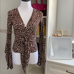 ☀️ 3/$15 sale NWT!! Leopard Print Top
